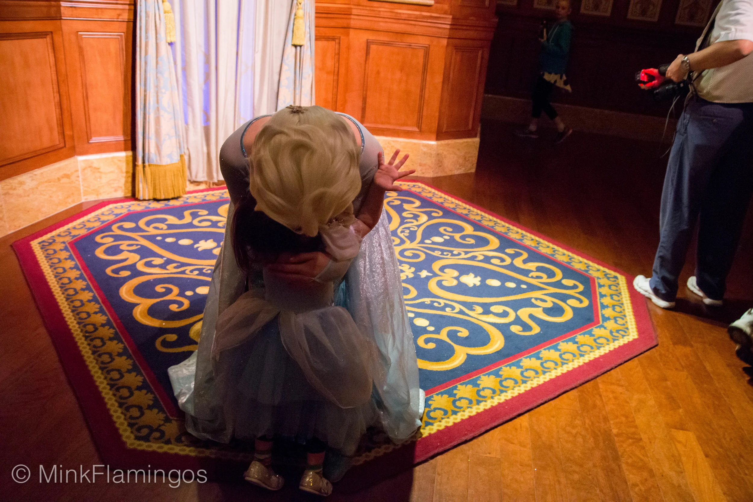"ELSA! WAIT! LOOK! MY MAGIC HAND!"