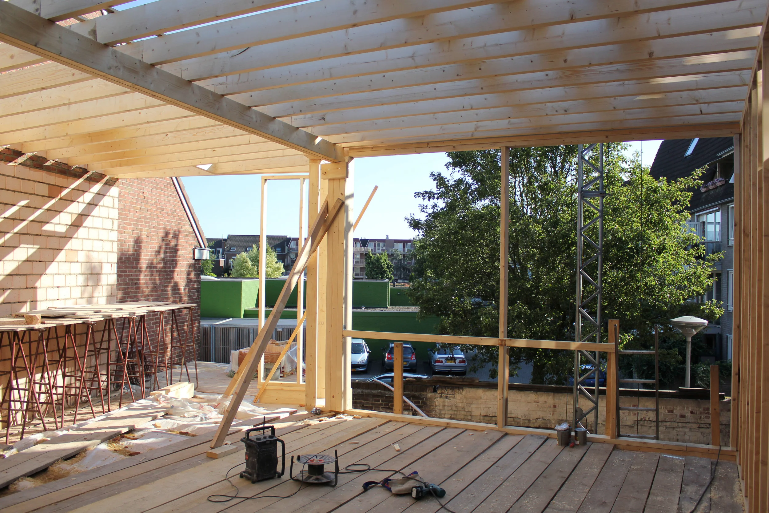  Uitzicht vanuit de toekomstige woonkamer van het appartement op de eerste verdieping 