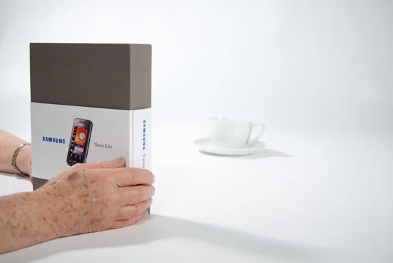 Package Design: Book-Box-Product-In-One, for Cell Phone's Easy-Follow Instructions