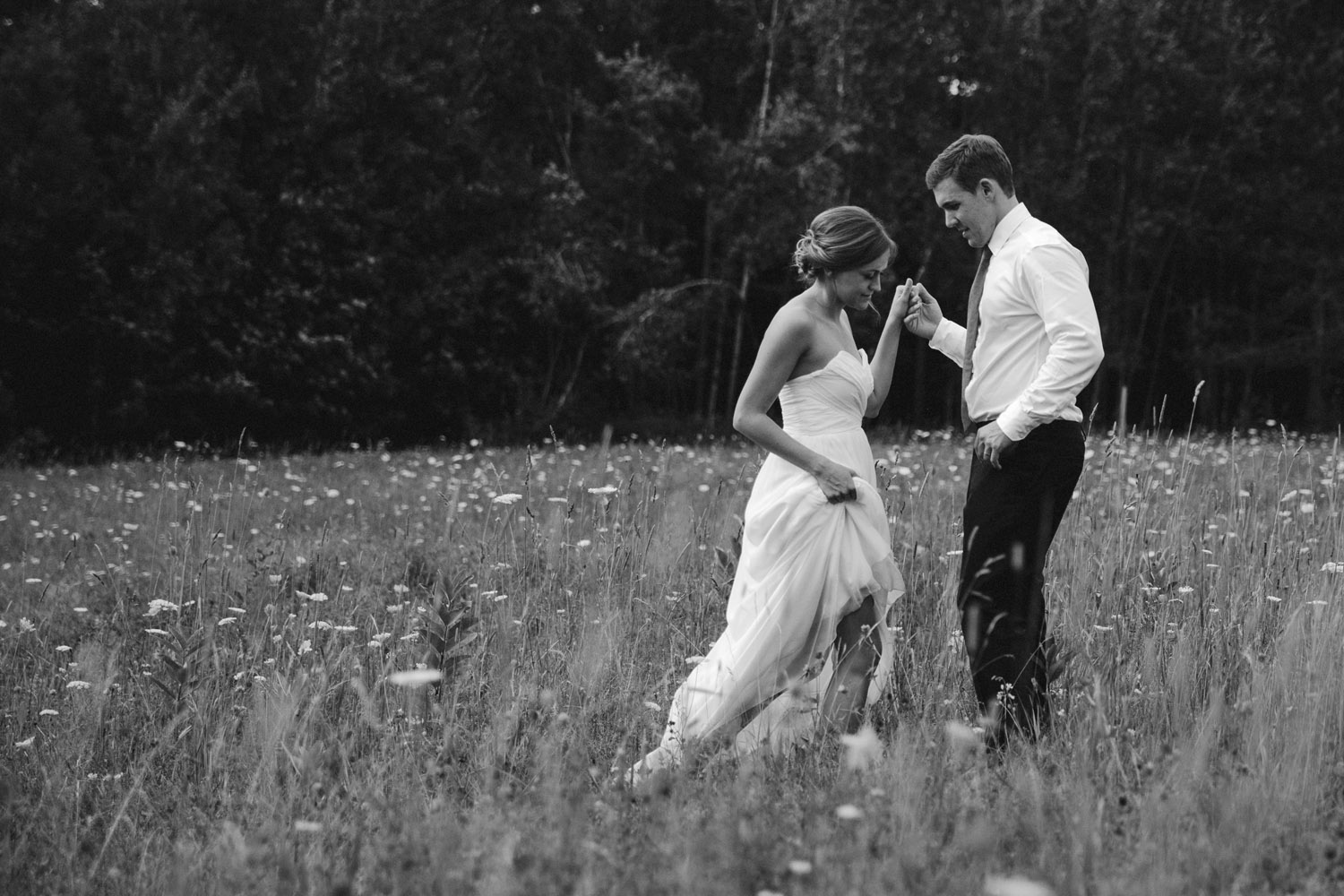 148-IntimateQuebecGardenWedding.jpg