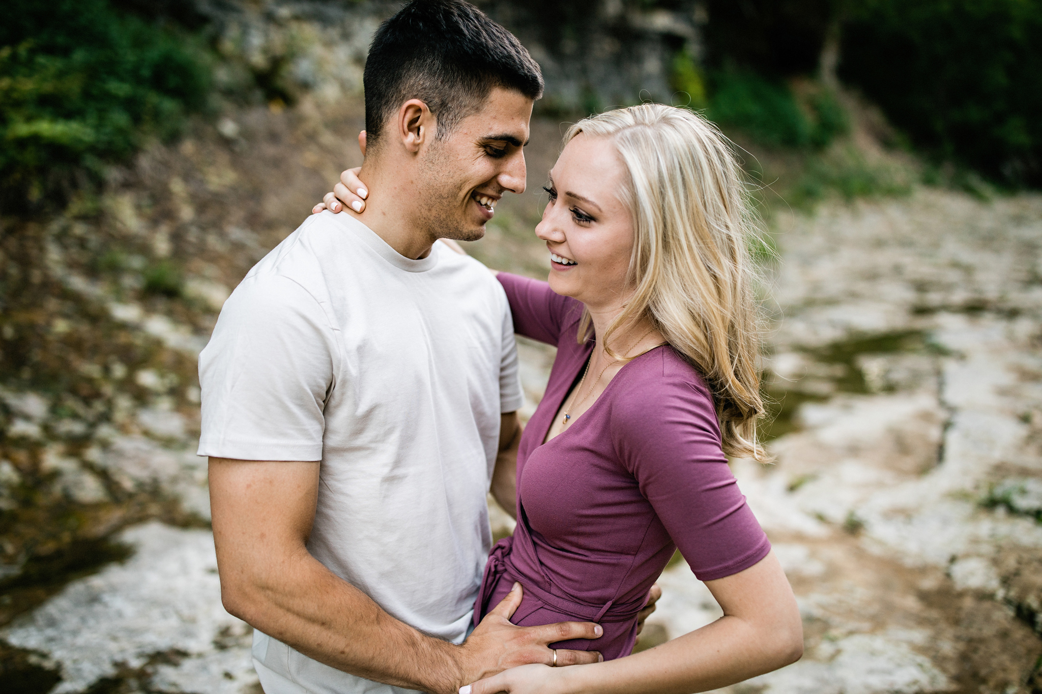 245-romantic-summer-elora-gorge-sunset-engagement-session.jpg