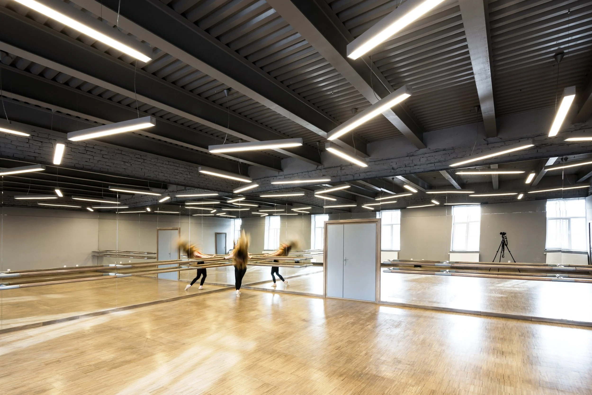 2.choreography studio classic:modern:contemporary dance.jpg