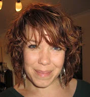 Melissa headshot.jpg
