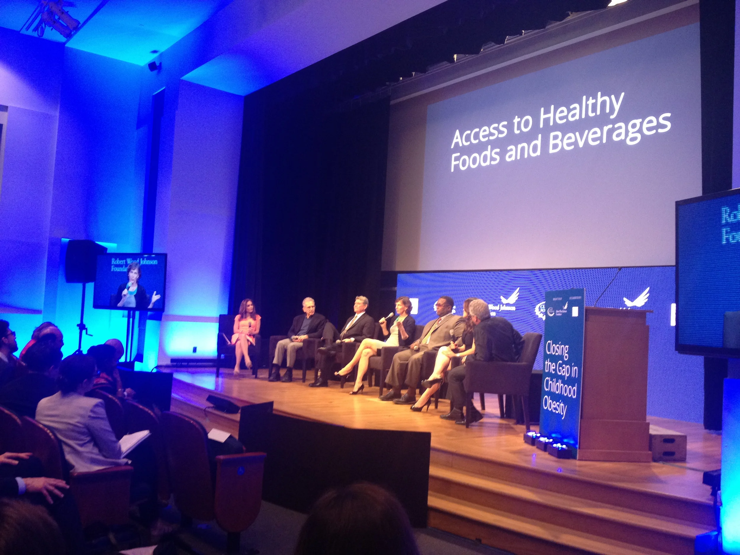 Access to Healthy Foods Panel Discussion moderated by Joy Bauer from the Today Show, NBC News, and panelists: Susan Neely, President and CEO, American Beverage Association, Wendell Pierce, Actor and President, Sterling Farms, Kevin McCartney, CEO, Boys and Girls Clubs of America, Will Rosenzweig, Commision Chair, Vitality Institute, Michael Jacobson, Executive Director, Center for Science in the Public Interest, and Janisse Rosario-Schoepp, Director of Research and Policy, Health Foundation of South Florida