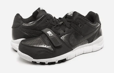 stussy trainerdunk black.jpg