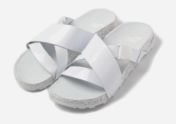 nike-sportswear-tekapo-slide-2-2.jpg