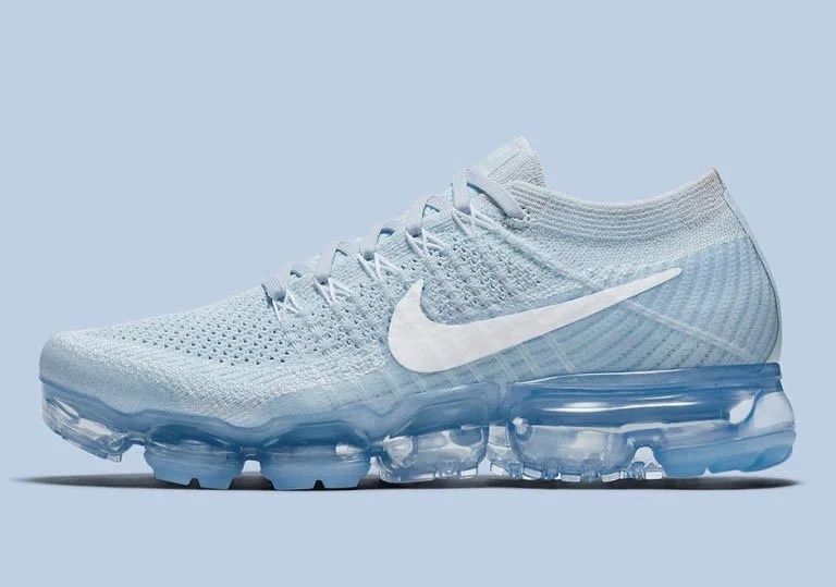 vapormax baby blue.jpg