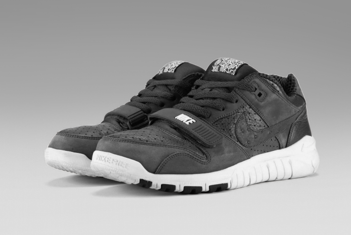 stussy+trainer+black.png