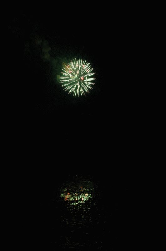 fireworksOrion.mvc.gif