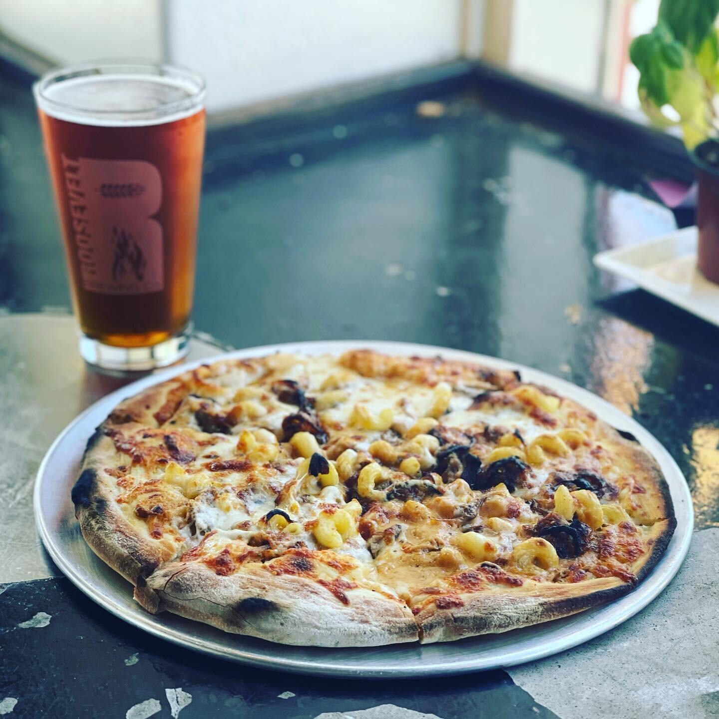 Our Foodie Friday feature this week is a bbq shredded rib and mac &amp; cheese pizza!  Check us out for something fun and new Fridays at both locations!  Cheers!