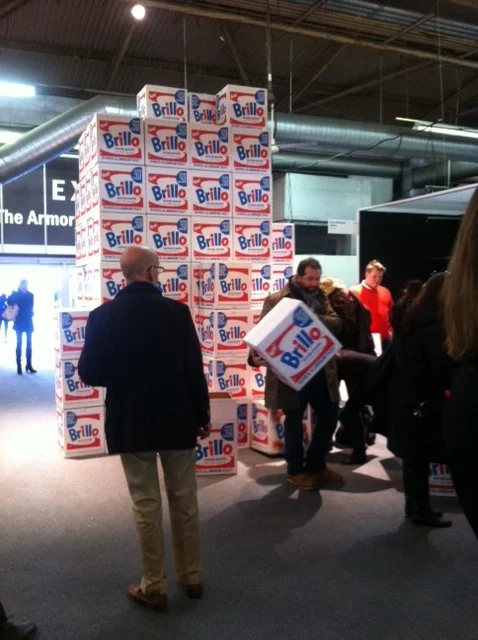 People lining up to take their Brillo boxes... and walking around the fair with them.