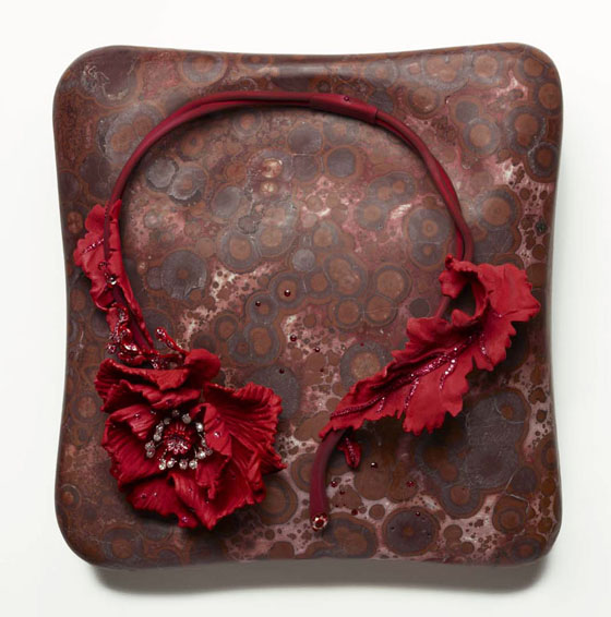 Opiom Velourosa Purpra, 2010, L acquered silver, white gold, rubies, diamonds, rhyolite, w ith base: 5 x 8 3/4 x 8 1/2