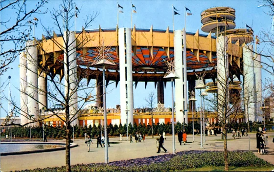 New_York_World's_Fair_August_1964.jpeg