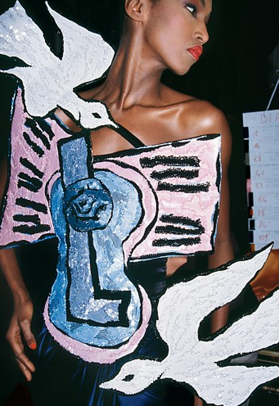 “Picasso y Palomas” Katoucha Niane Haute Couture, Paris, 2000