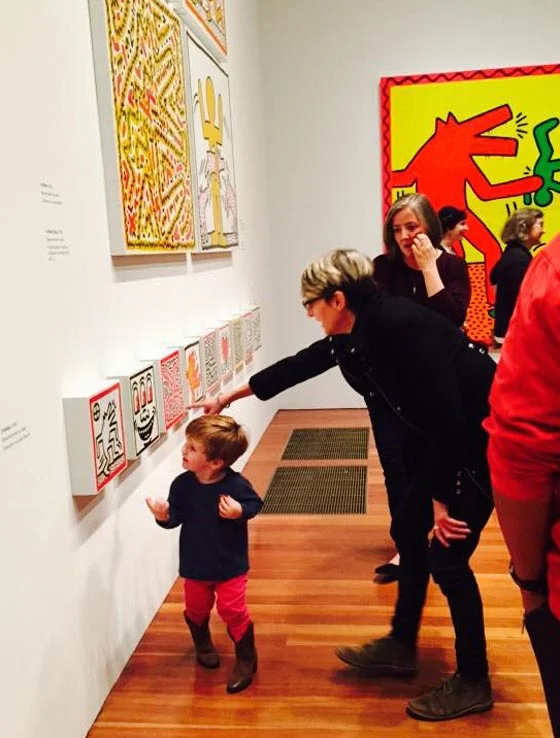 A young fan at the de Young. Photo by Julia Gruen
