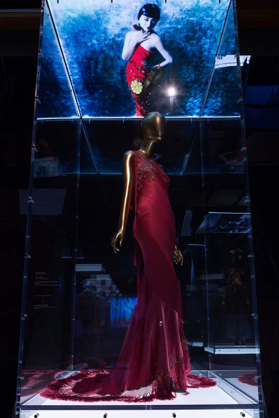 ChineseGalleries-AnnaMayWongGalleryView-DiorEveningDress.nocrop.w1800.h1330.2x.jpg