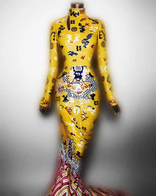 EveningDress-TomFordforYvesSaintLaurent-Autumn2004.nocrop.w1800.h1330.2x.jpg