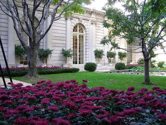 Frick-Garden-AnnaBrown-untappedcities.jpg