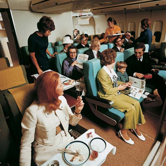 Smoking-Cigarettes-on-the-Plane.jpg
