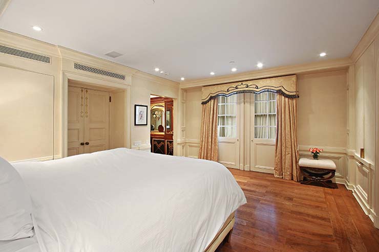 3_160CentralParkSouth_14_MasterBedroom_HiRes.jpg