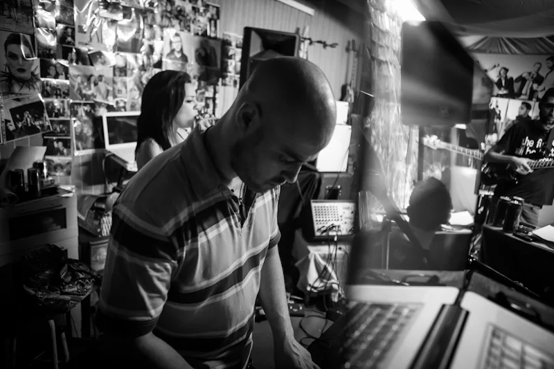 db-milkmi-live-rehersal-5.jpg
