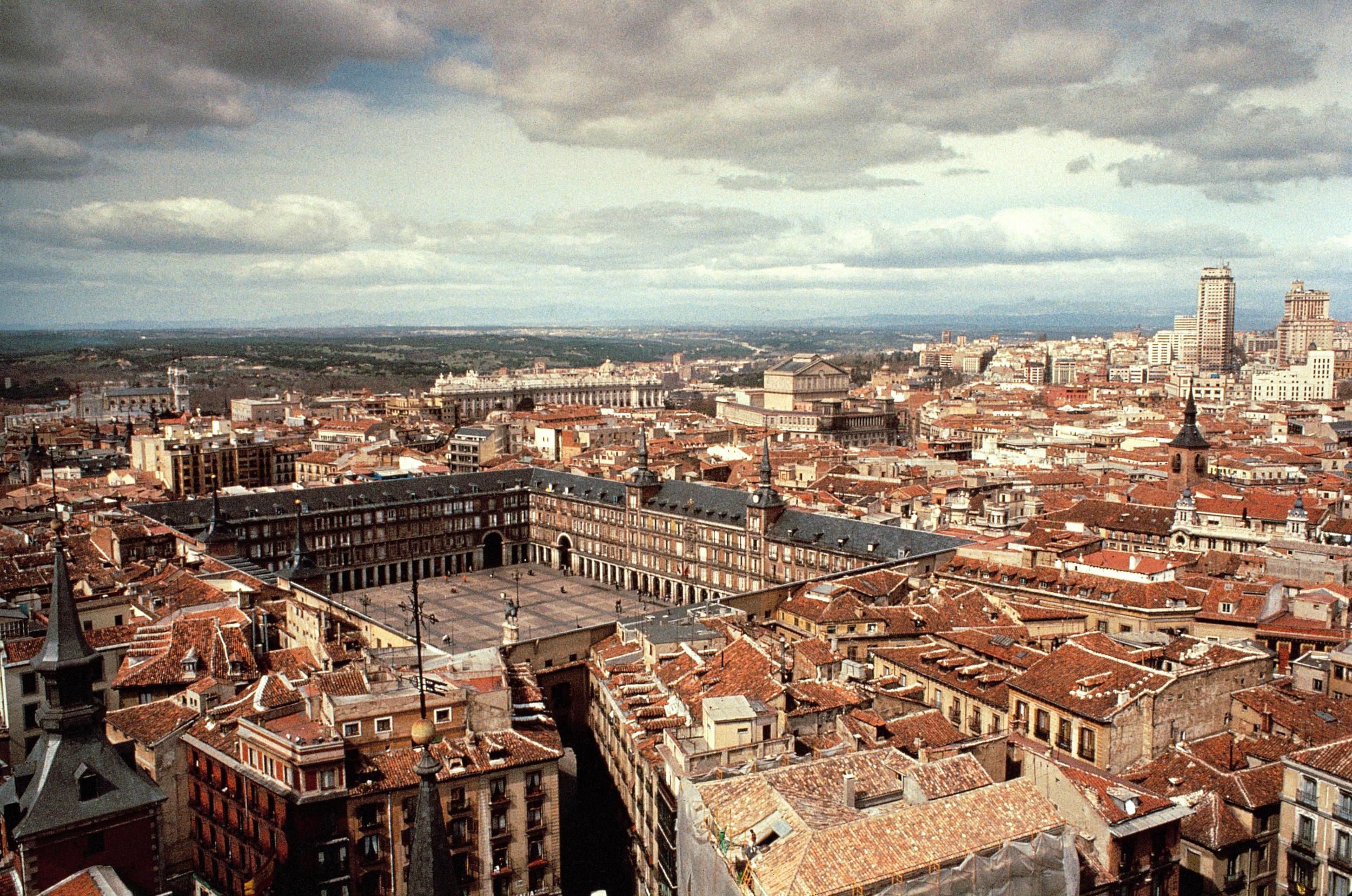 Madrid and Historic Towns Tour
