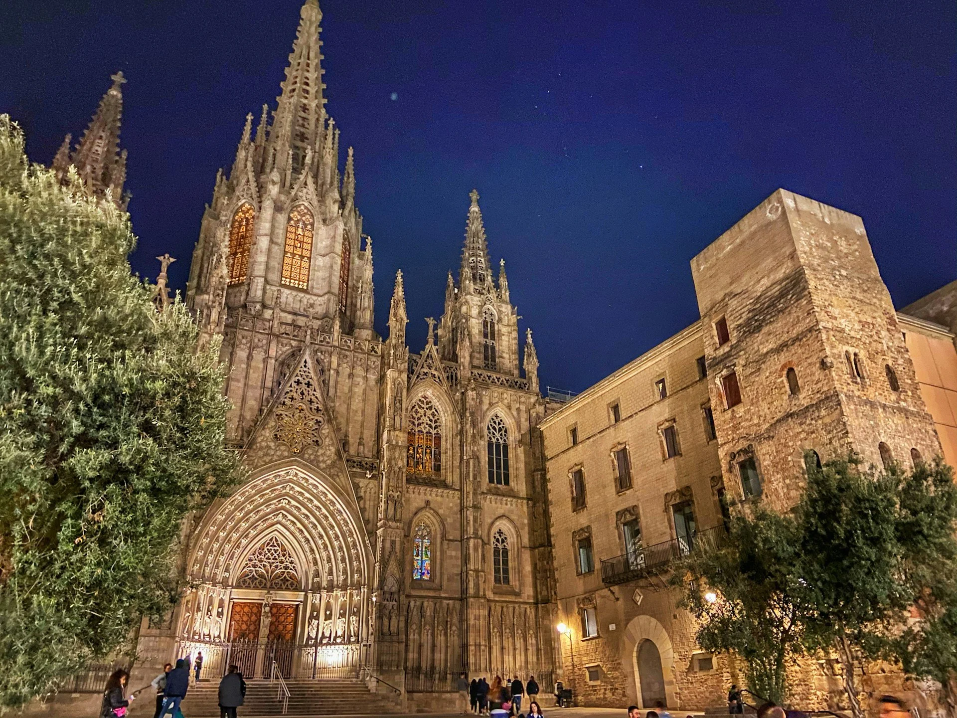 barcelona-cathedral.jpg