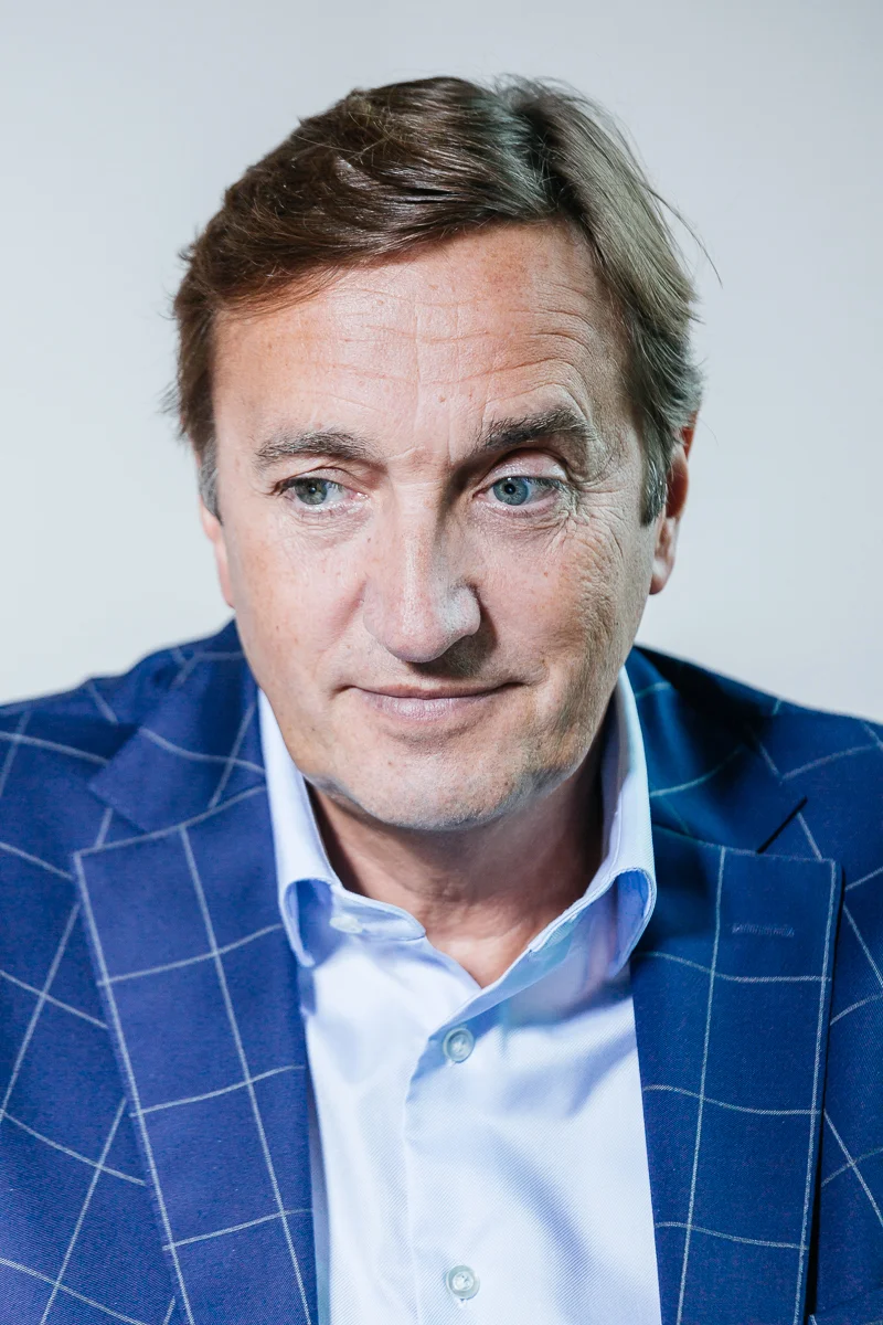 Eric de Neef for Radisson Hotels, Aug '18