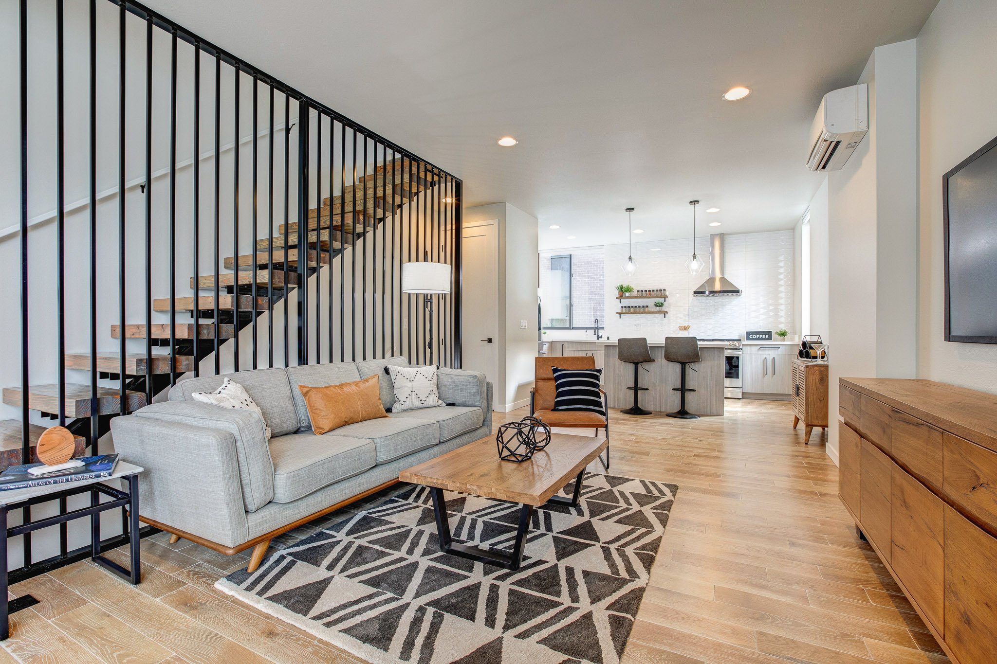 7520 43rd Ave S-11.jpg