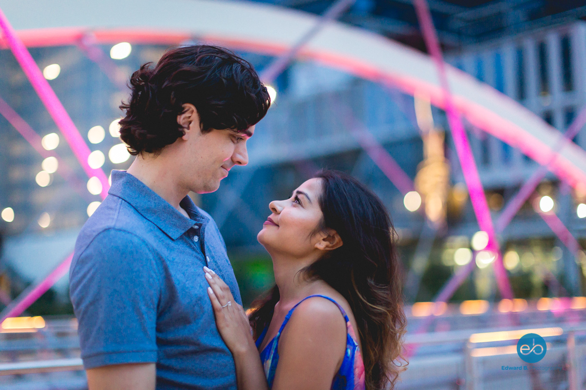 austin-texas-engagement-portrait-couple-10.jpg