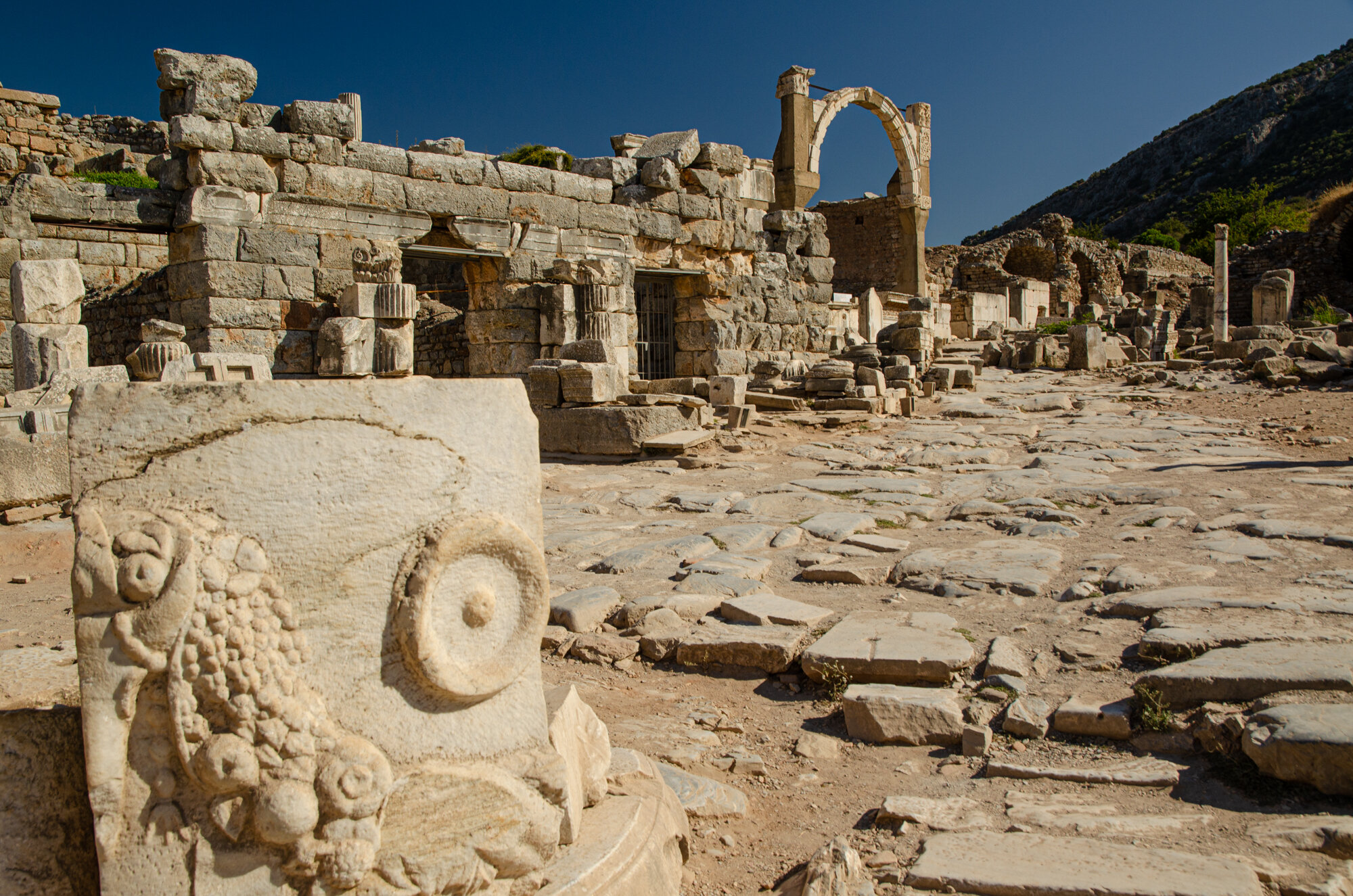 Ephesus-3353.jpg