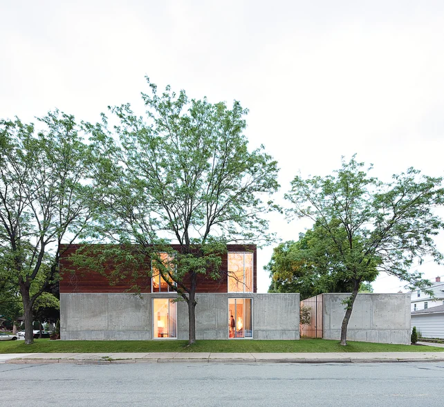 blauvelt-winter-residence-exterior-side-facade.jpg