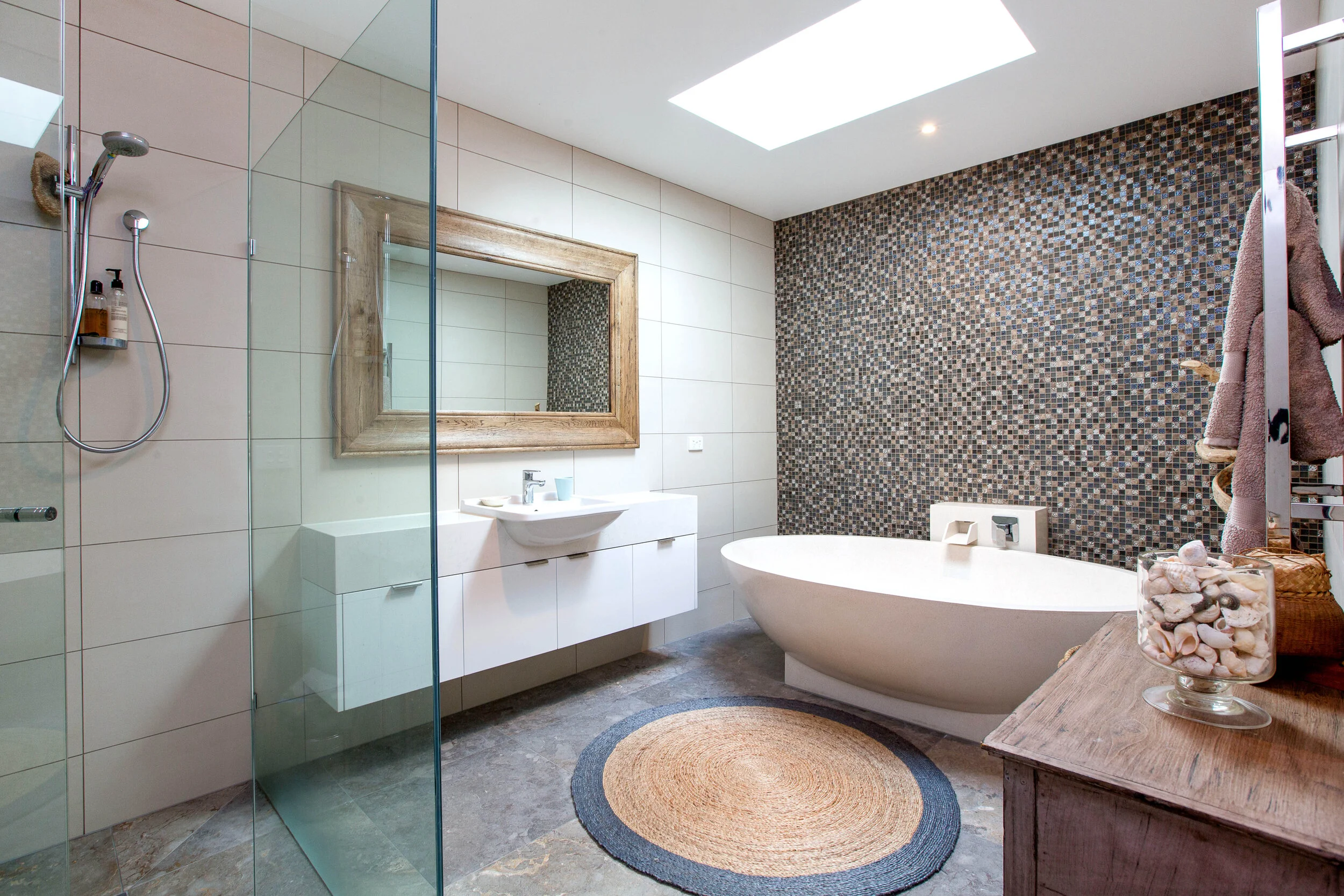 bathroom2-112Hyslops (2).jpg