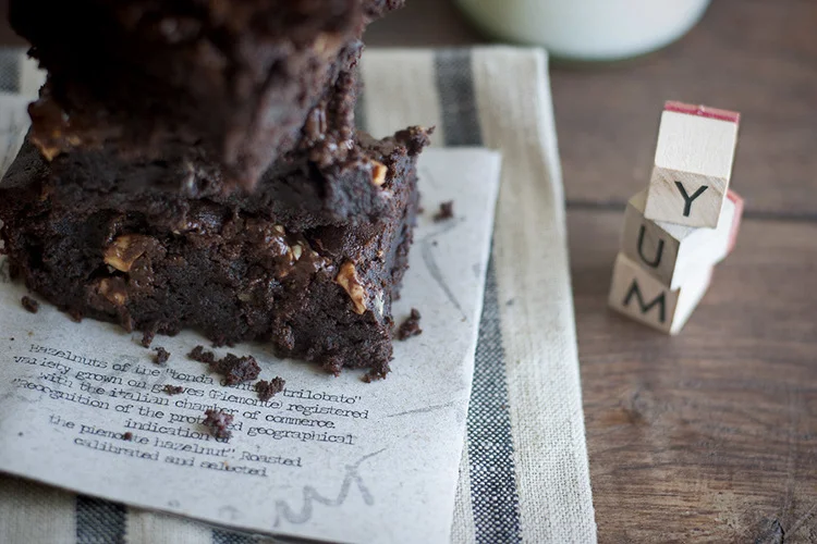 Brownie Recipe by Monsieur Truffe, baked by me here. ..