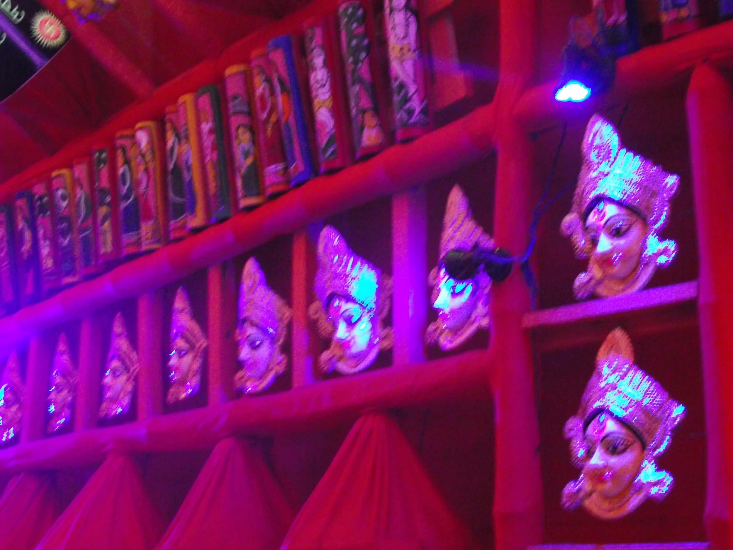  While on one side was message of eradication of evil, the other side had the symbol of power of shakti! 