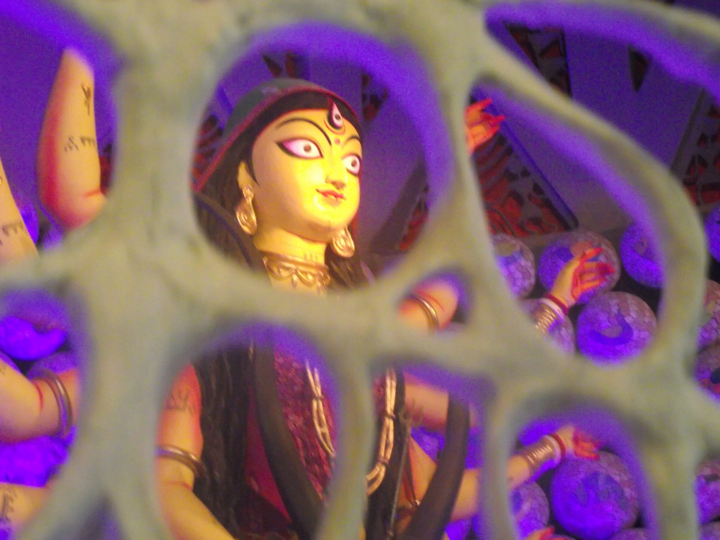  Gujarati art and cultural influence was prominent in the presentation of Maa Durga 