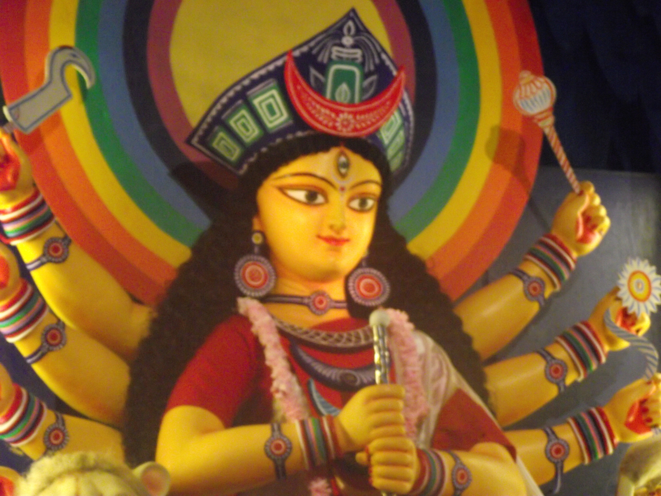  I same 7 colours flowed into the idol of Durga and there was immense peace and happiness in her looks. 