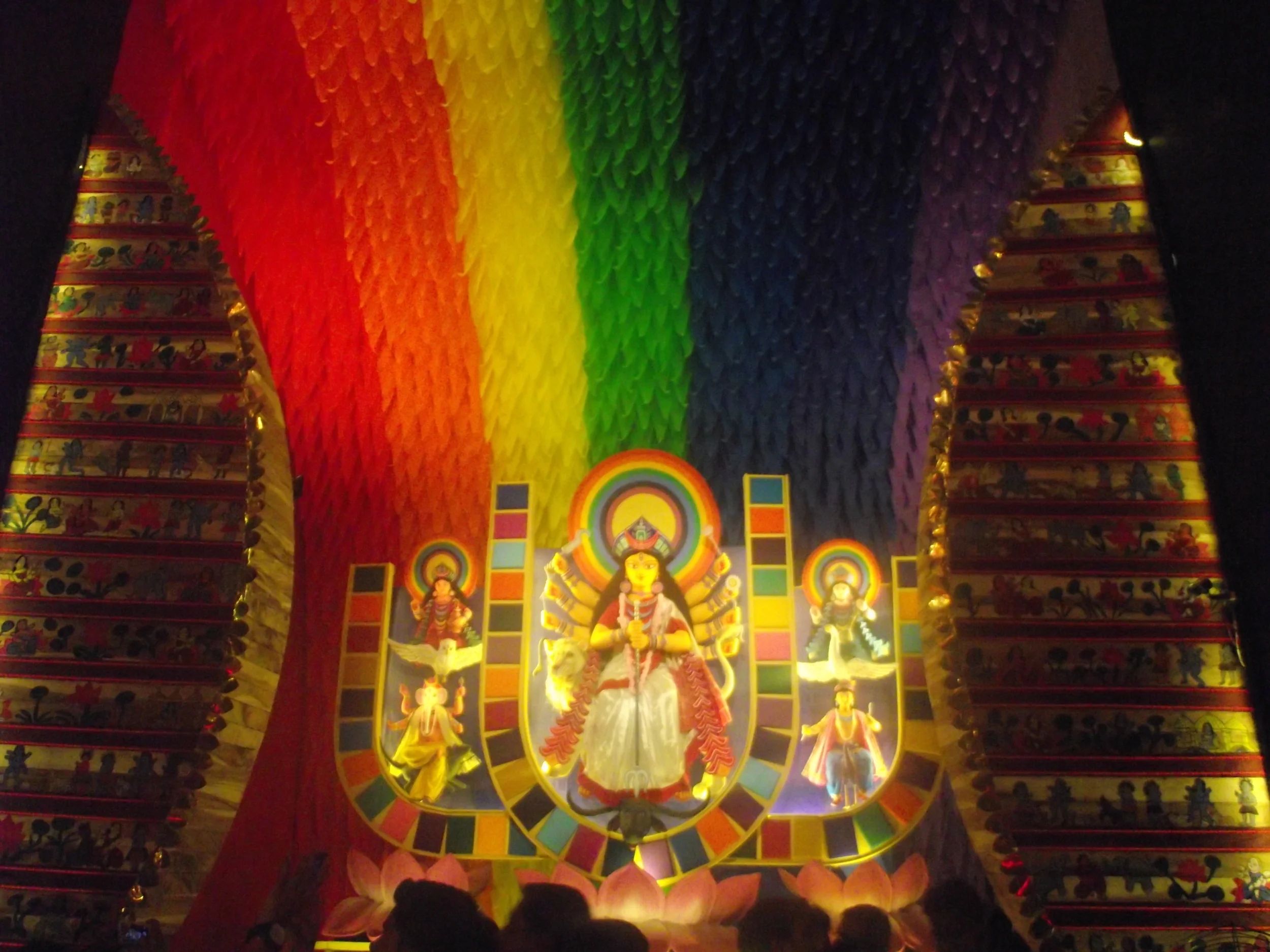  Modern illumination in the pandal uplifted the overall thoughts and made the colours look brighter. 