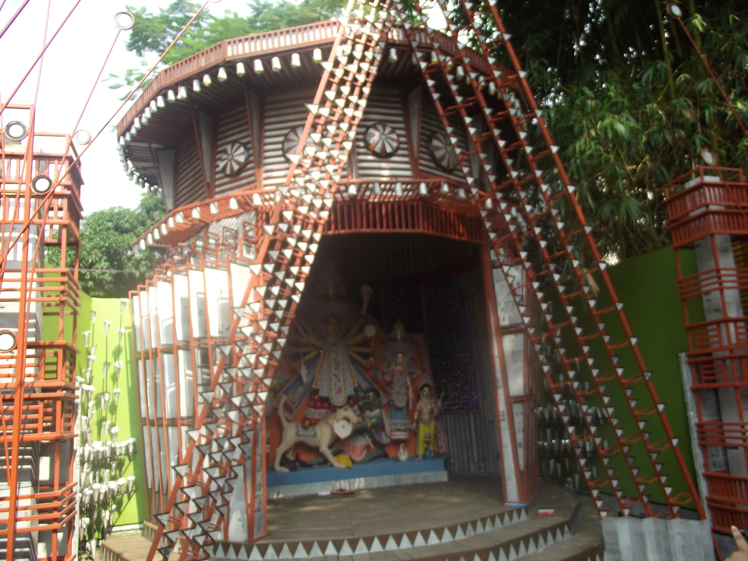  The centre stage of the pandal where maa Durga was placed. Every frame had some elements/symbols of the panjika (almanac). 