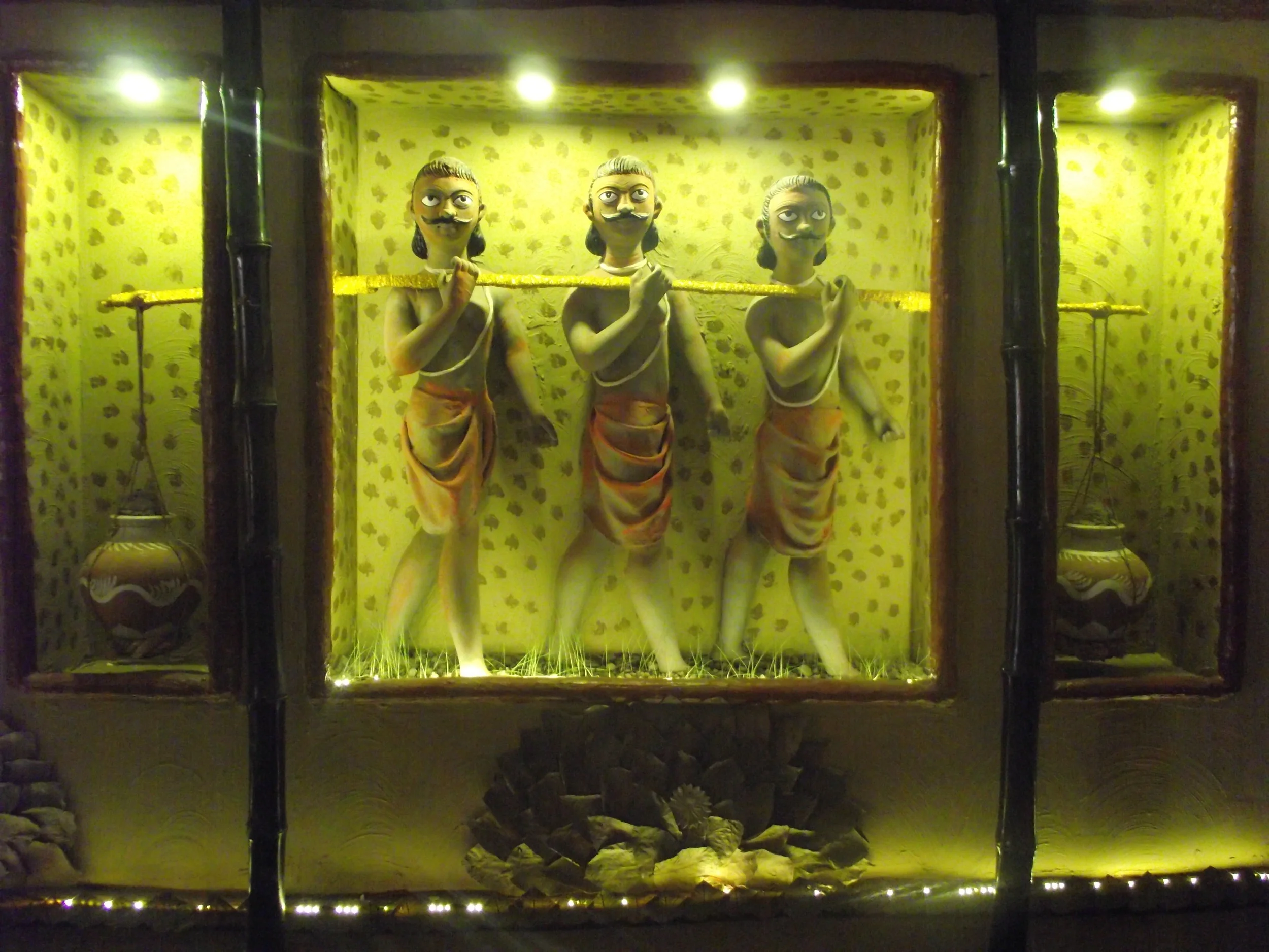  Villagers going to offer their prayers to Shiv 