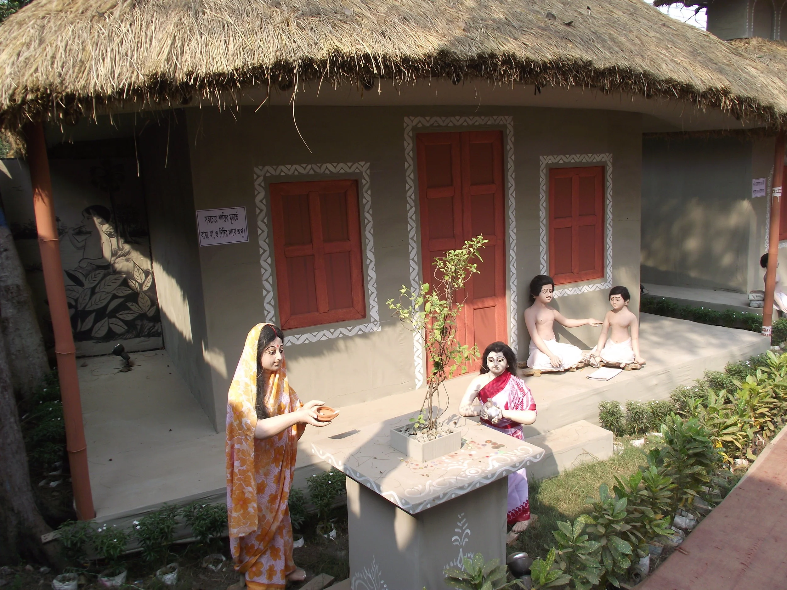  The entire family - Apu, Durga and their parents... 
