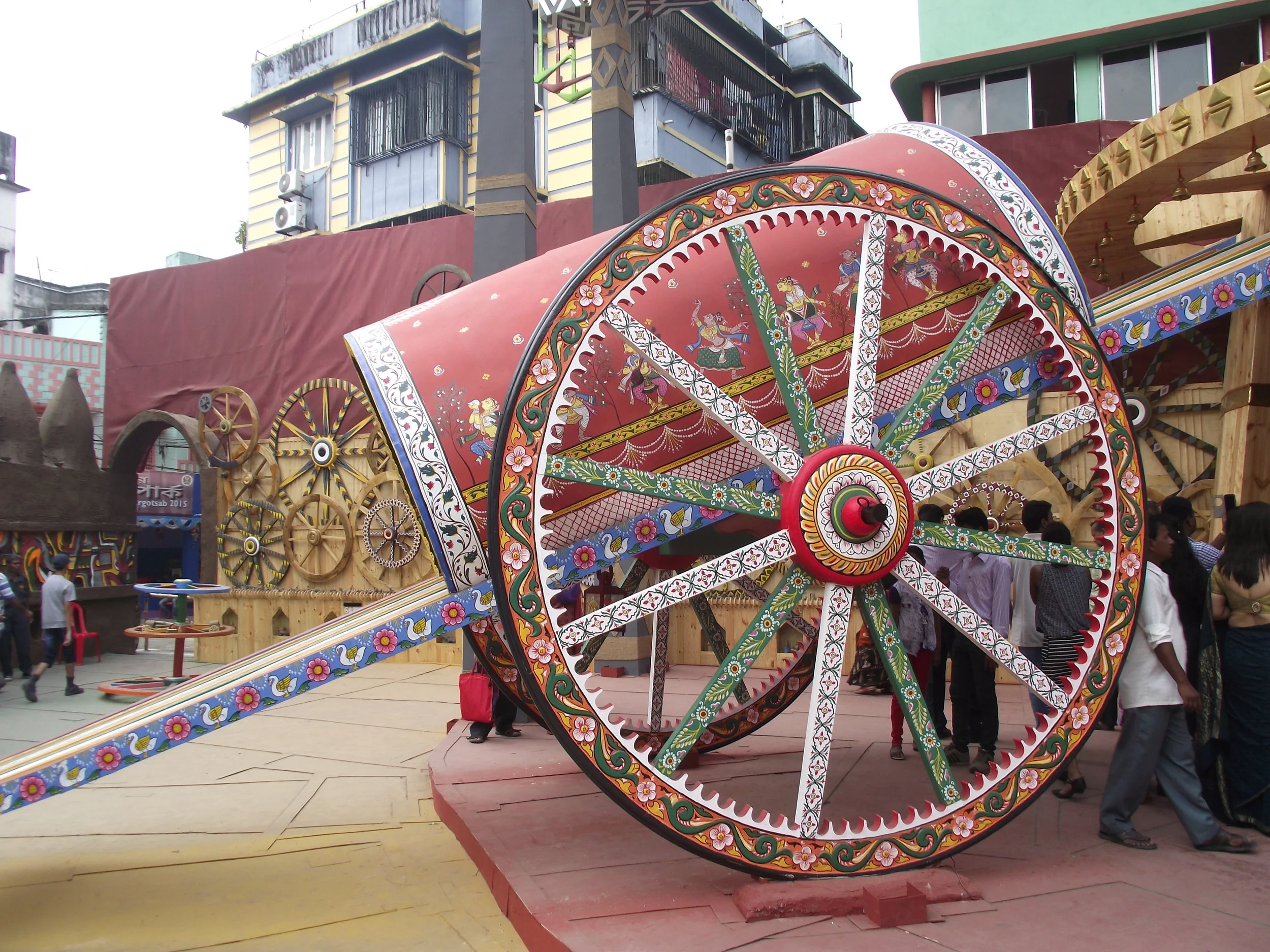  Raghurajpur paintings on the wheels of the carts... 