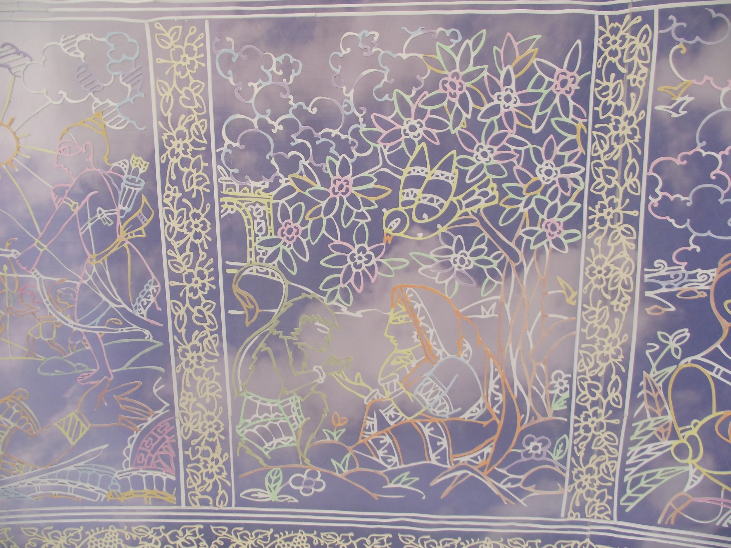  Fishnet and detailed carvings were used to depict the story of Ramayana. Get amazed by the canvases! 