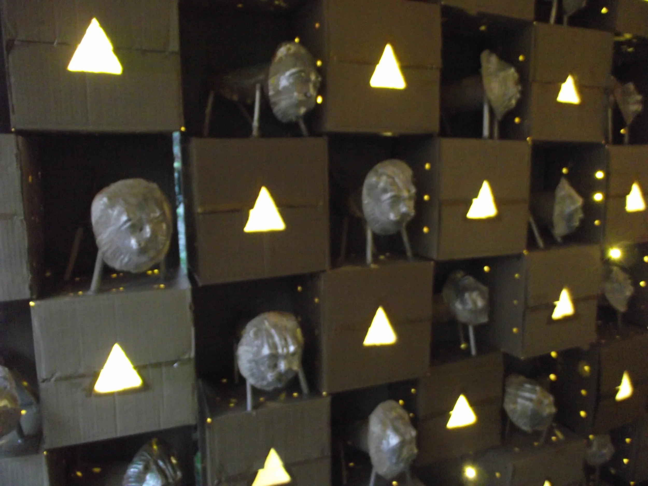  Animals were also created by different regions in Papier-mache artform during its history. Here we see depictions of the same (that originates in China and Europe). 