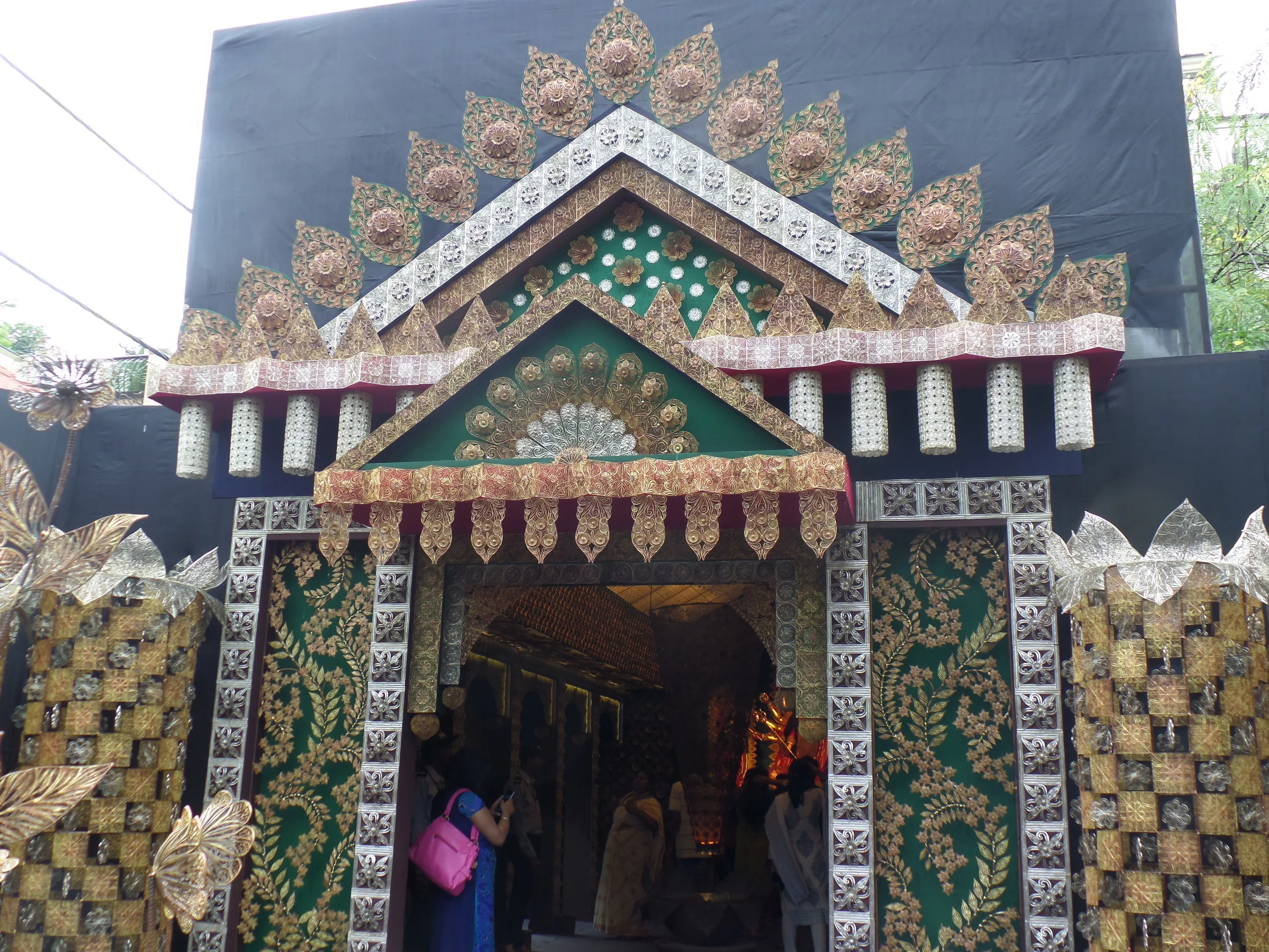  Entrance to the pandal. The background helped in understanding the intricate work. 