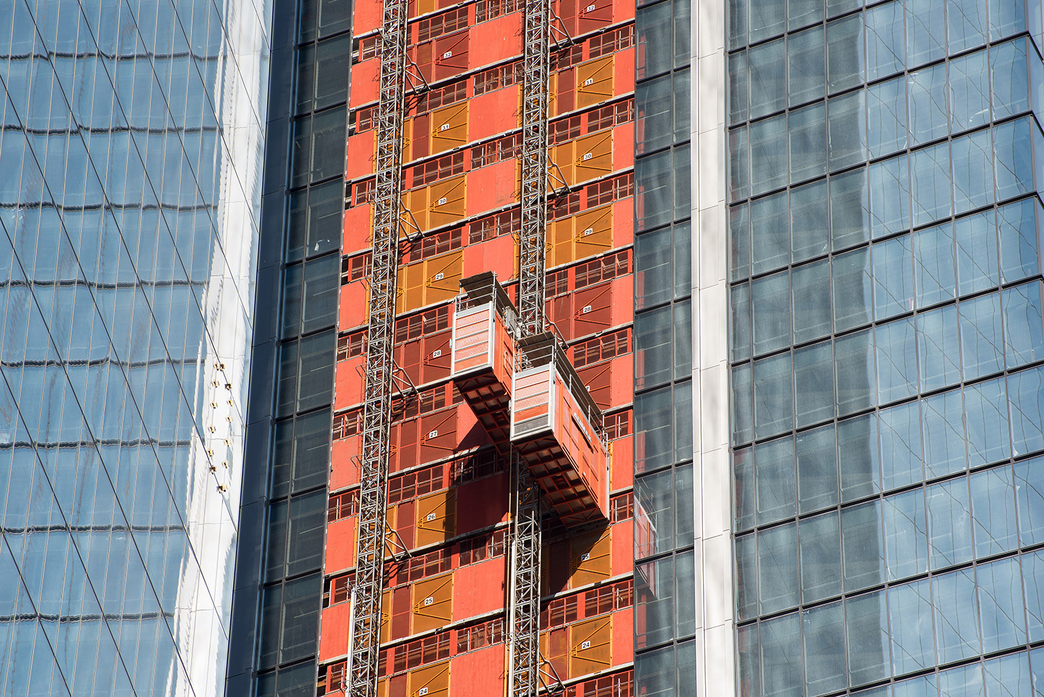 Building continues in downtown Manhattan, NYC.