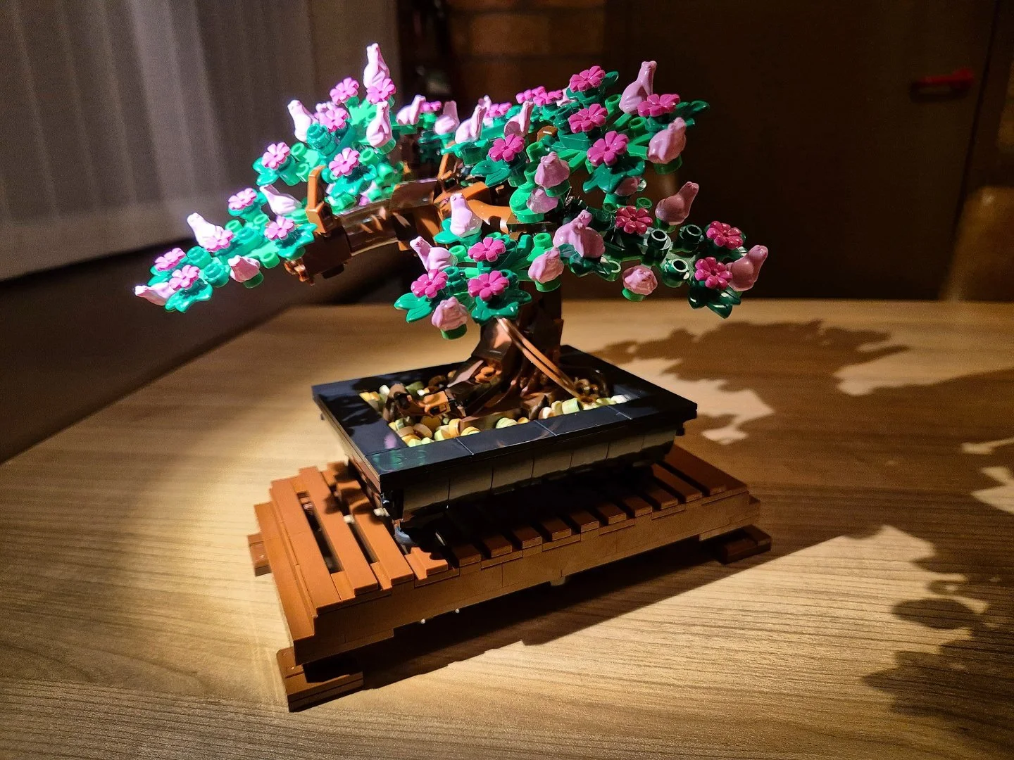 Too cute not to share, my LEGO bonsai! 🥰🌿🌸 I always loved bonsai trees and had them as a kid because I was a huuuge fan of The Karate Kid. The kid Daniel LaRusso actually was my first ever kid crush! 😄 Anyways, this cute little bonsai now joined 