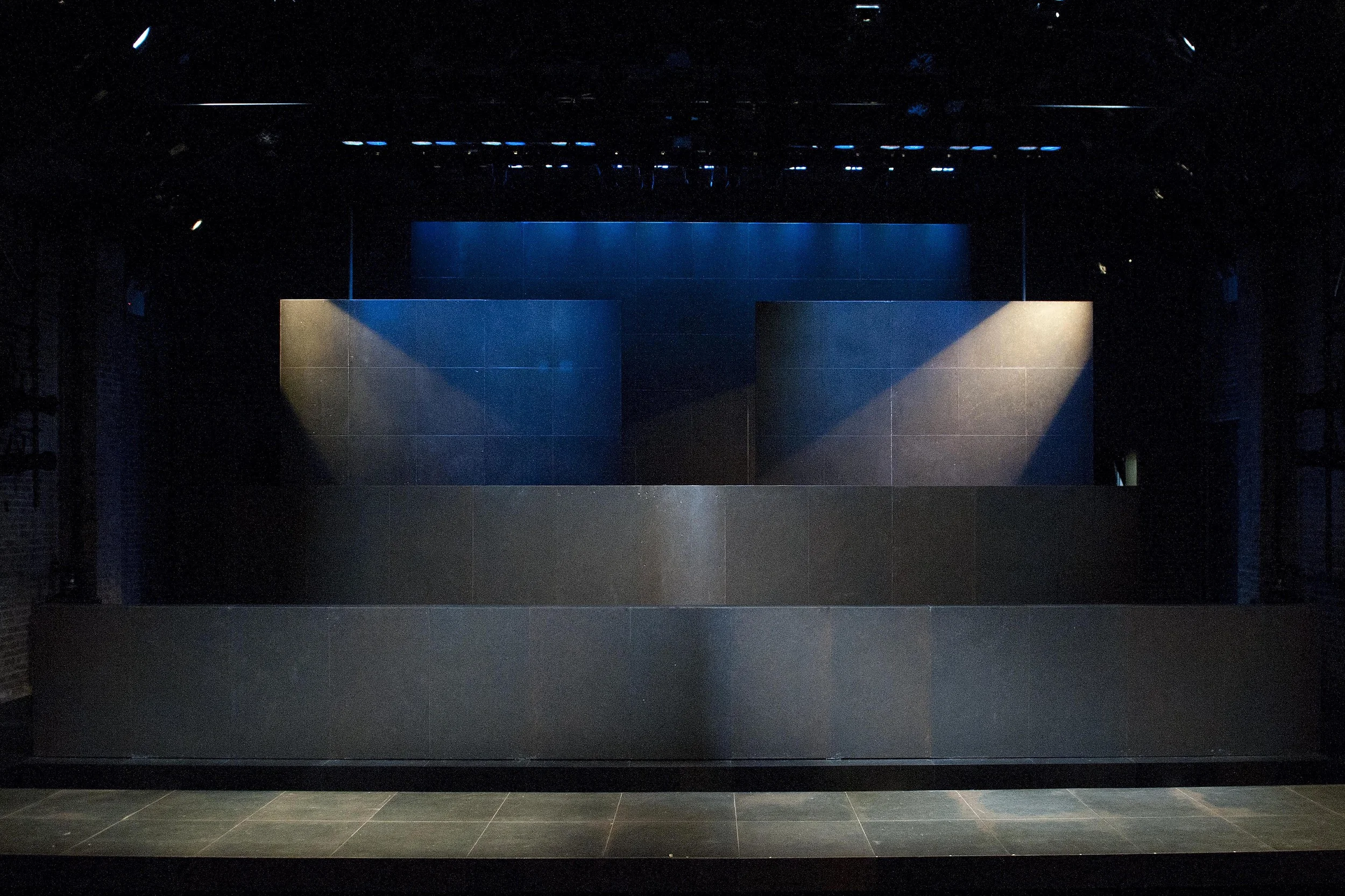 In the beginning, there are walls. 
