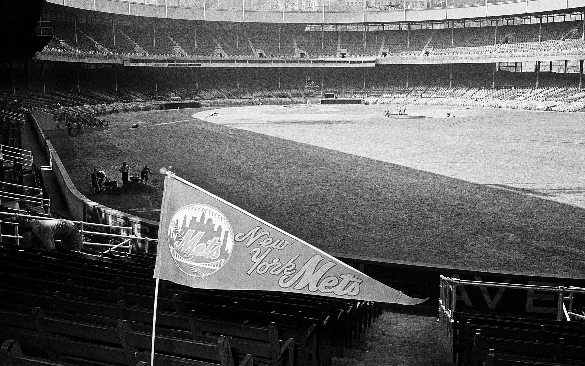 ​Opening Day at the Polo Grounds. Guess what? The Mets lost.