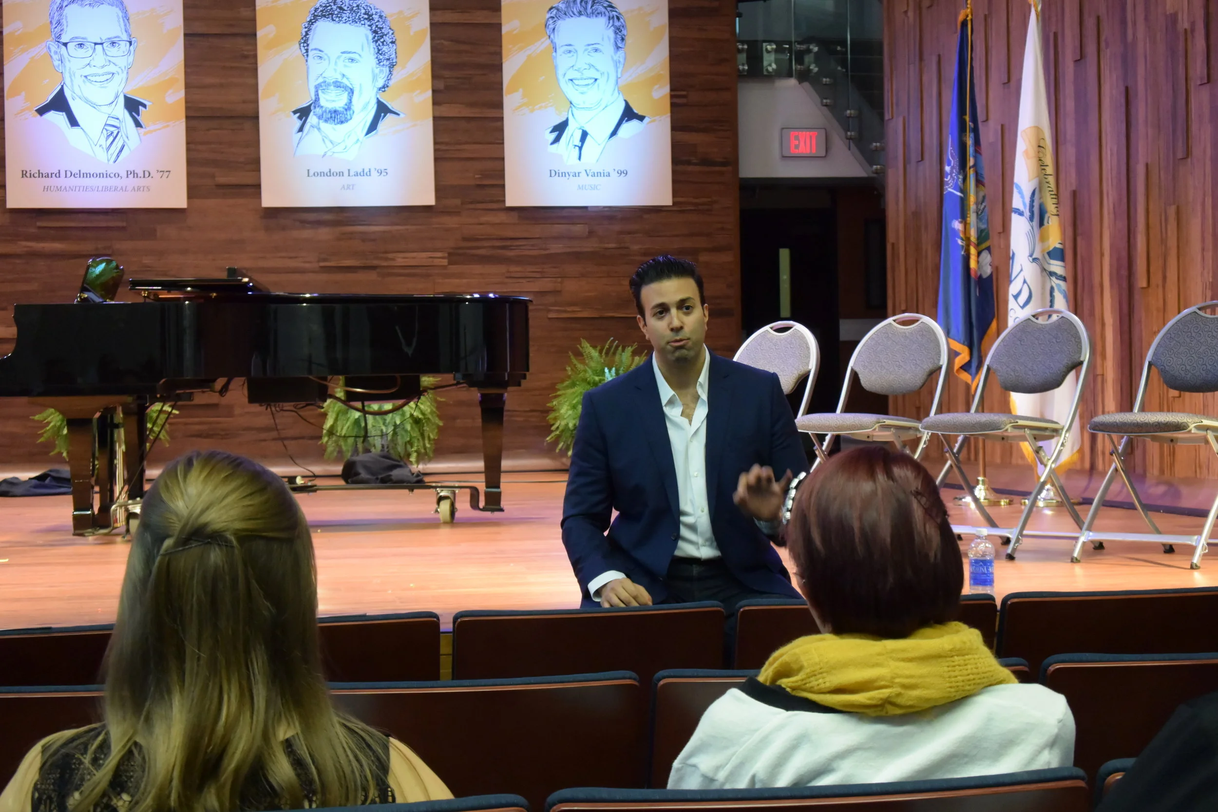 Speaking to students before his Masterclass in Recital Hall